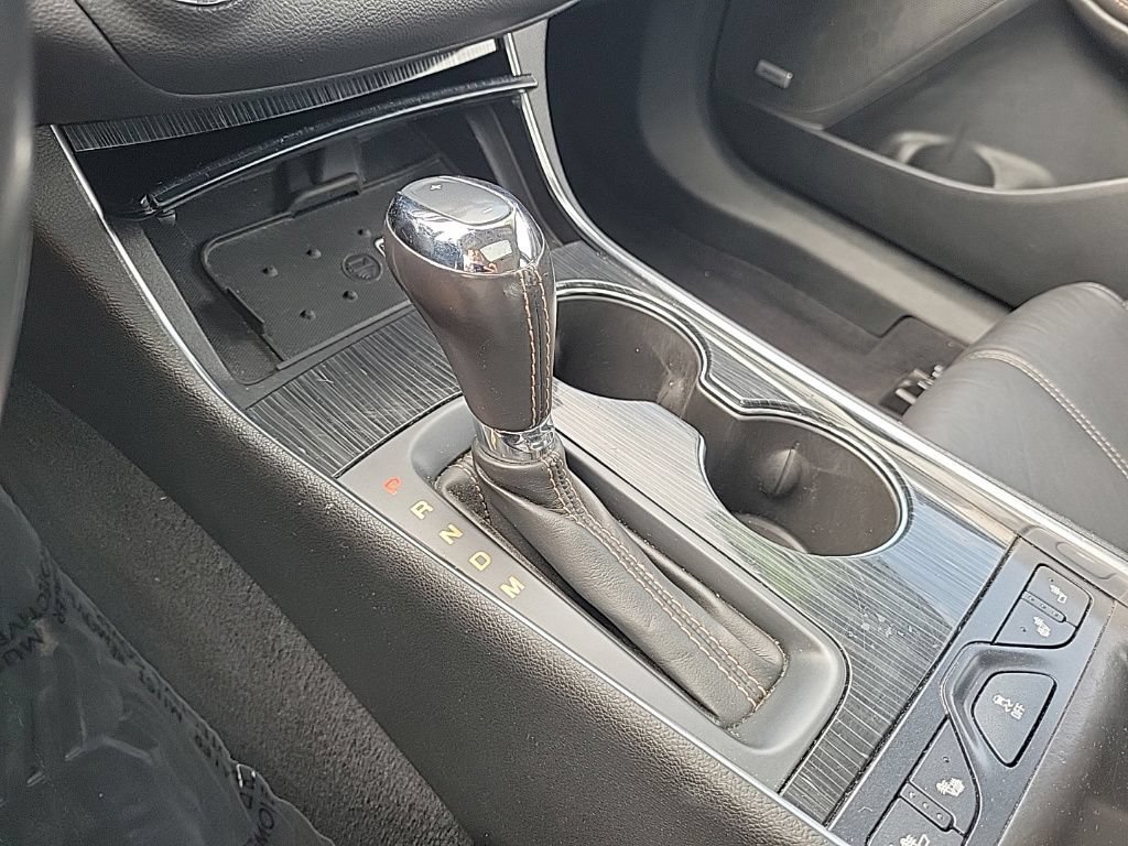 Used 2018 Chevrolet Impala Premier FWD image 30