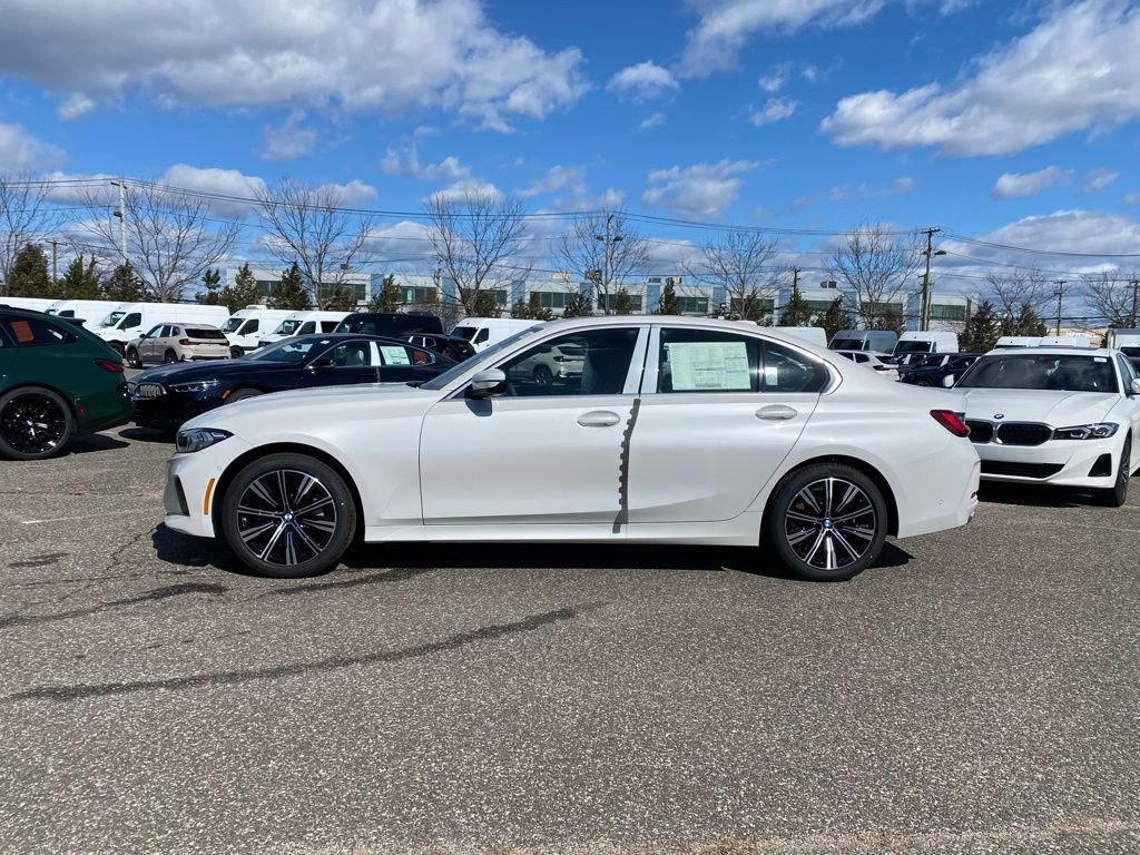 New 2026 BMW 330i xDrive Sedan w/ Convenience Package image 4