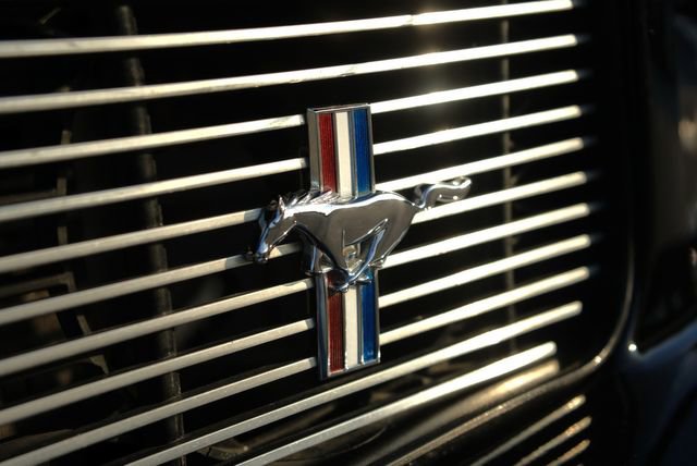 Used 2006 Ford Mustang GT Premium image 32