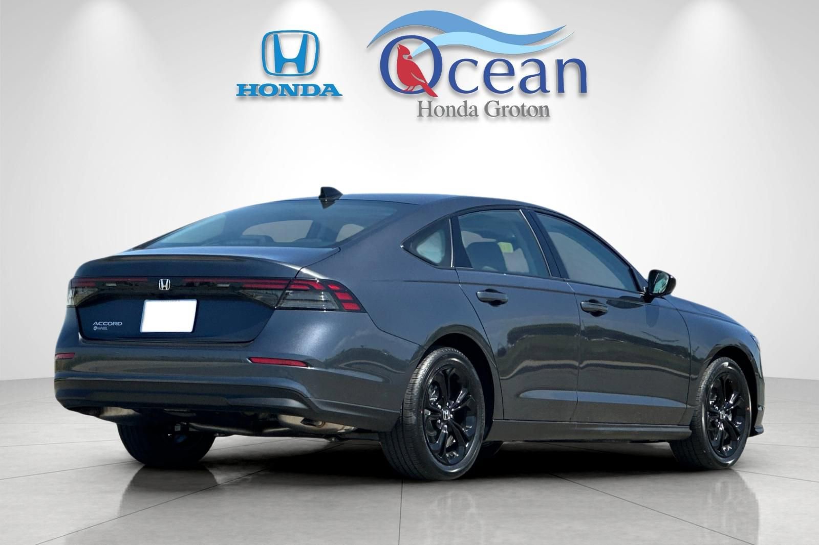 Used 2025 Honda Accord SE image 5