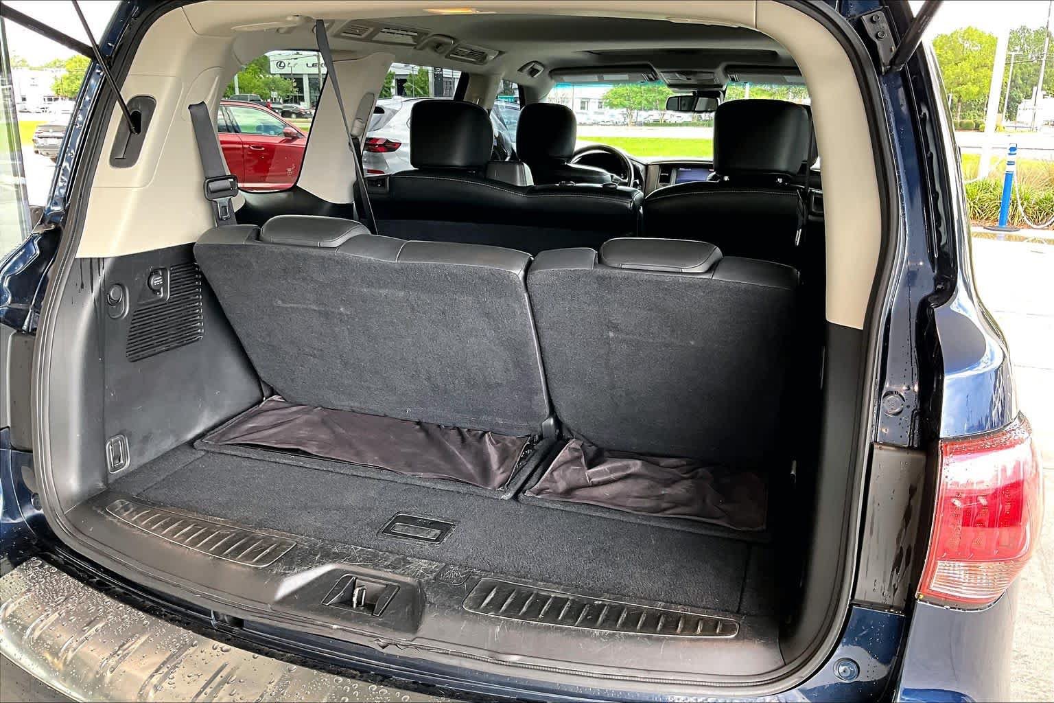 Used 2017 INFINITI QX80 2WD w/ Driver Assistance Package image 33