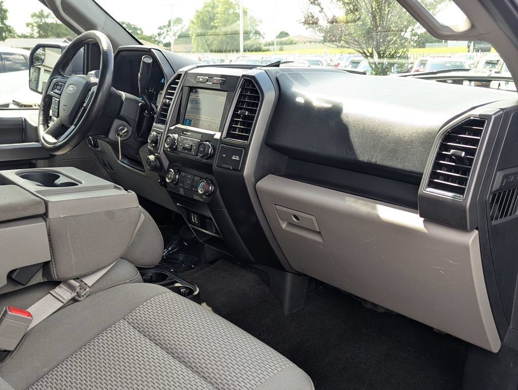 Used 2019 Ford F150 XLT w/ Equipment Group 302A Luxury AWD/4WD image 26