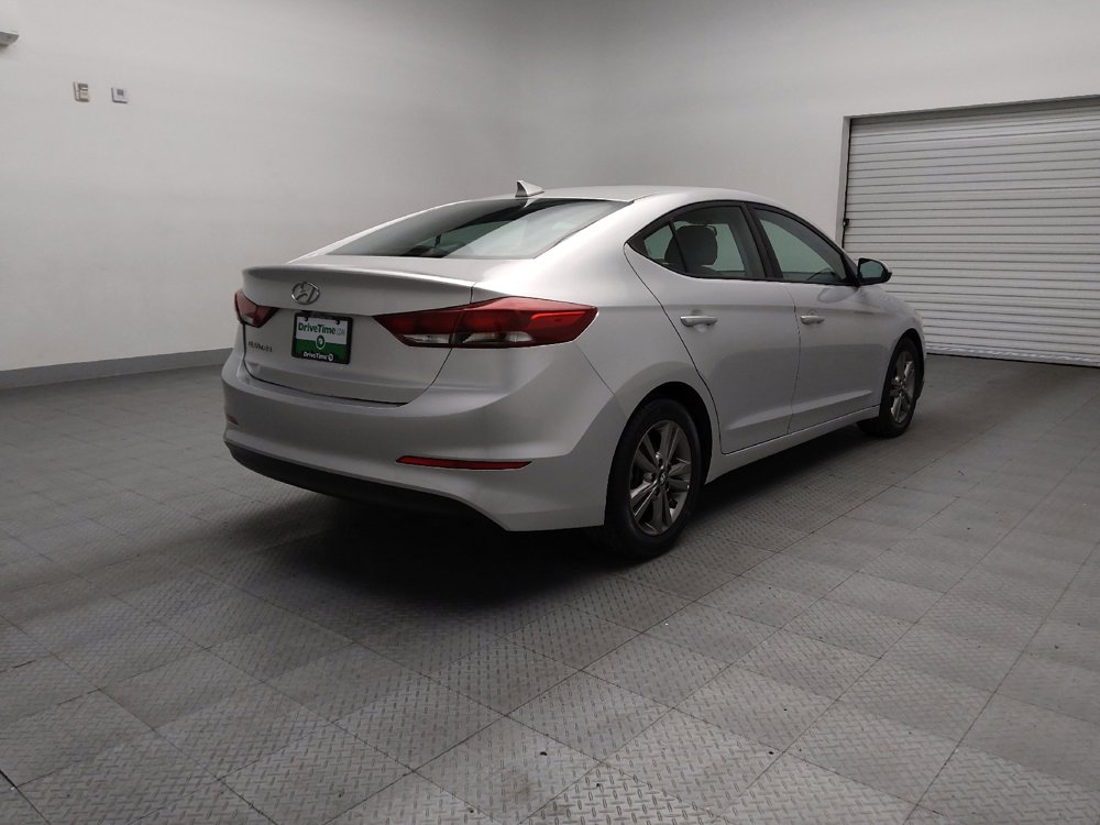 Used 2018 Hyundai Elantra SEL image 9