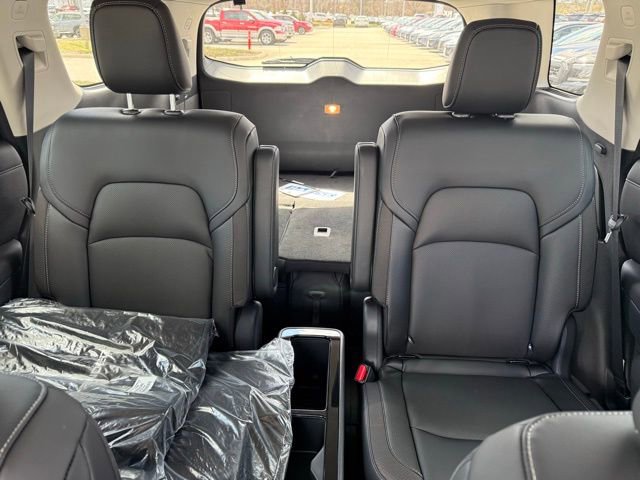 New 2026 Nissan Pathfinder SL image 24