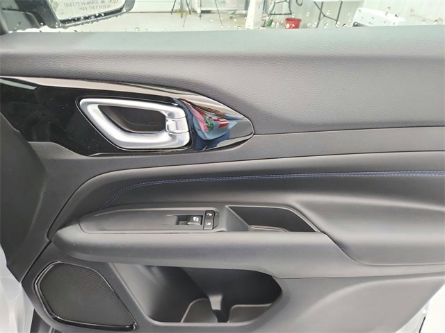 New 2026 Jeep Compass Latitude image 35