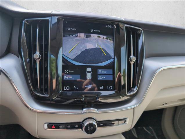 Used 2019 Volvo XC60 T5 Momentum w/ Premium Package AWD/4WD image 11