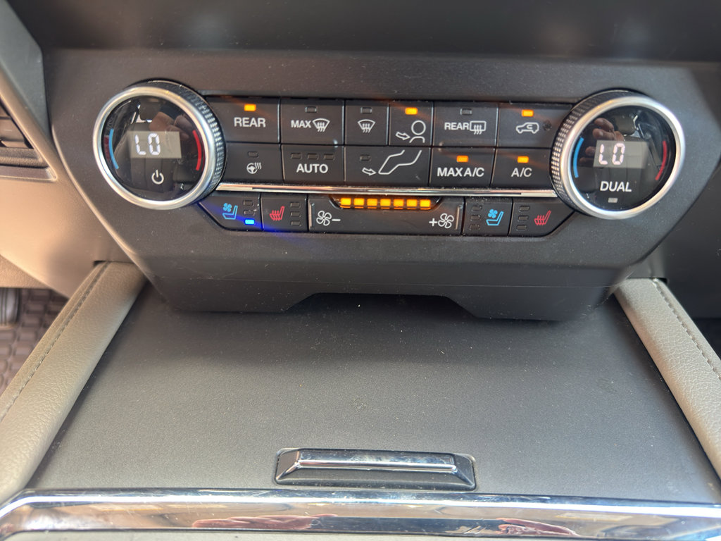 Used 2019 Ford Expedition XLT w/ Equipment Group 202A image 16