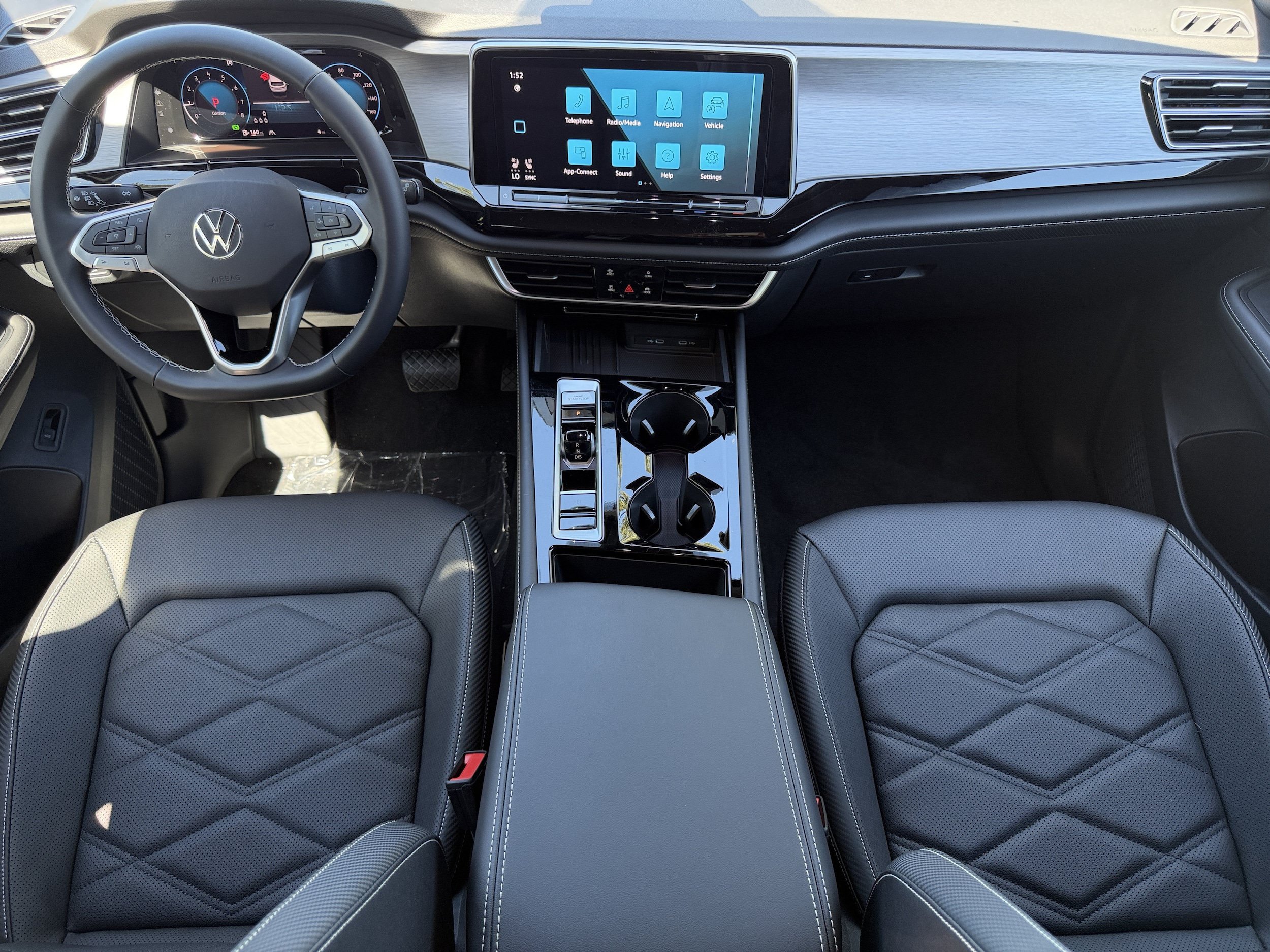 New 2026 Volkswagen Atlas Cross Sport SE FWD image 14