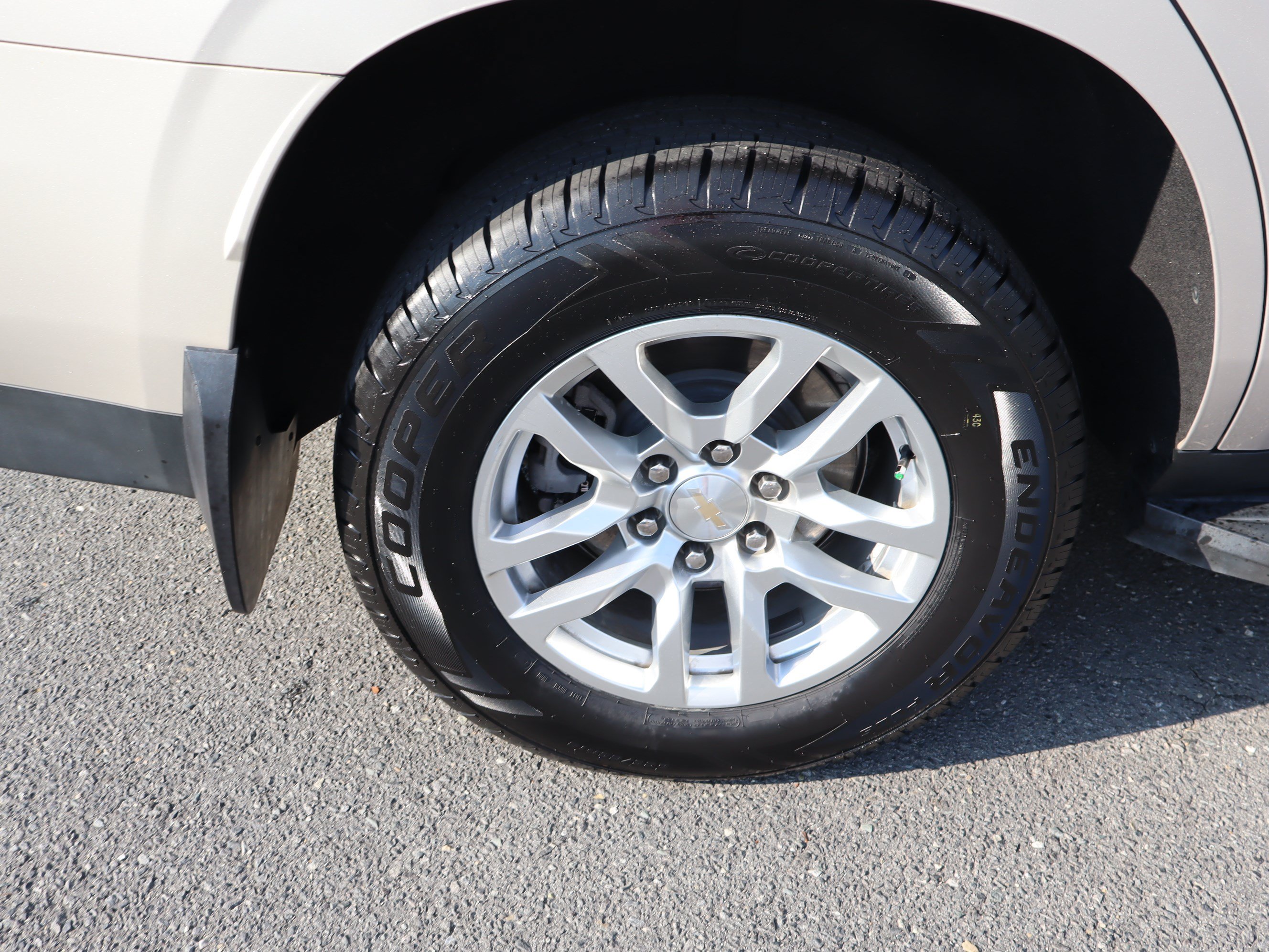 Used 2022 Chevrolet Tahoe LS RWD image 41