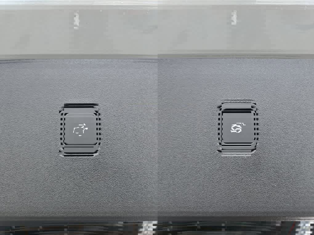 New 2026 Volvo EX30 Ultra w/ Protection Package Premier AWD/4WD image 7