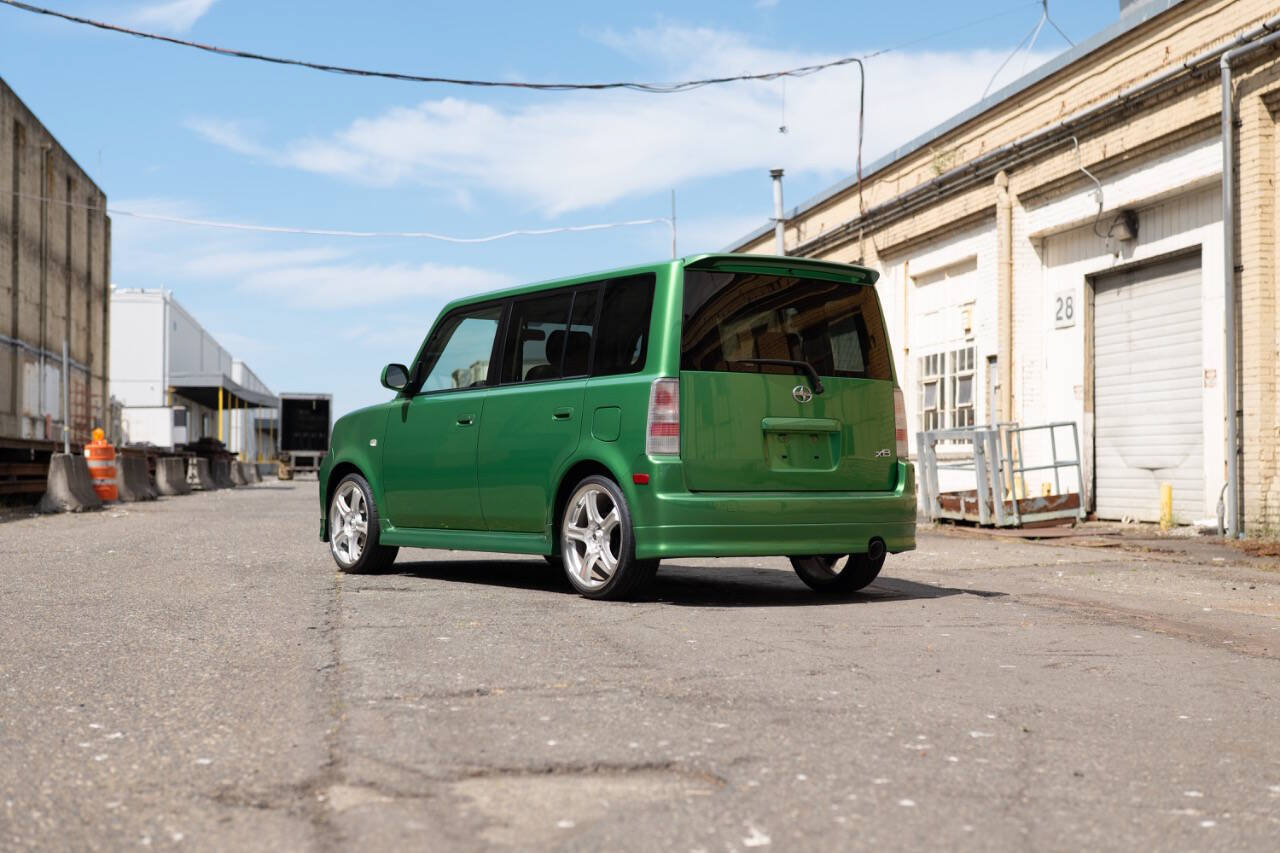 Used 2006 Scion xB FWD image 13
