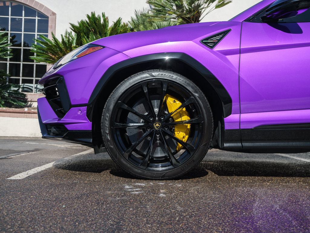 Used 2024 Lamborghini Urus S AWD/4WD image 9