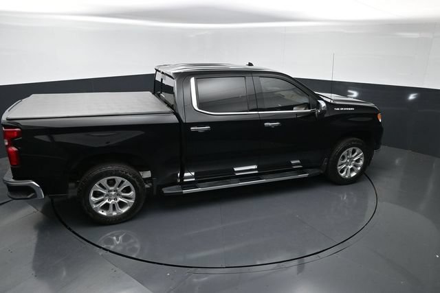 Used 2023 Chevrolet Silverado 1500 LTZ w/ LTZ Premium Package AWD/4WD image 21