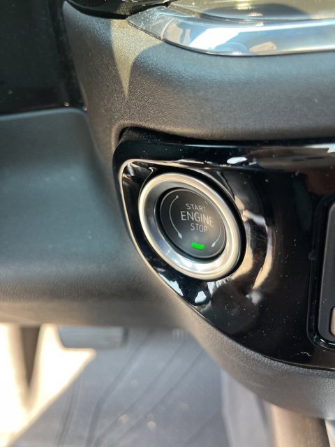 Used 2025 Chevrolet Silverado 1500 High Country w/ Technology Package image 27