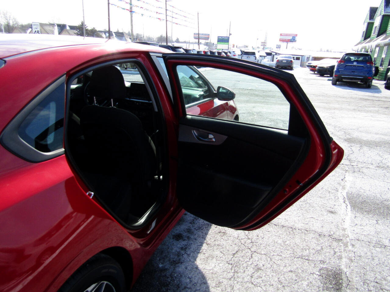 Used 2022 Kia Forte LXS image 22