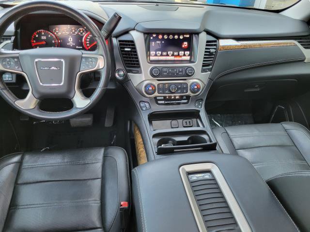 Used 2016 GMC Yukon Denali w/ Open Road Package AWD/4WD image 34