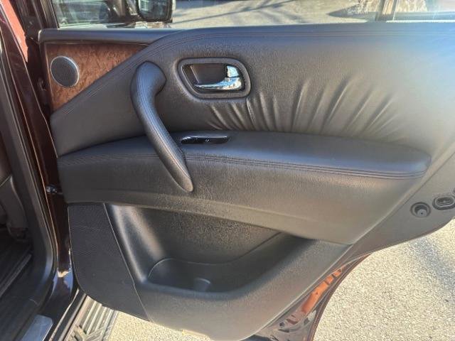 Used 2012 INFINITI QX56 4WD w/ Deluxe Touring Pkg image 56