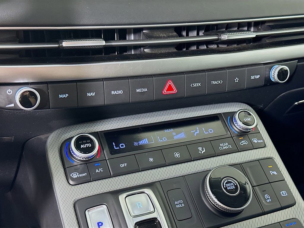 Used 2025 Hyundai Palisade SEL image 25