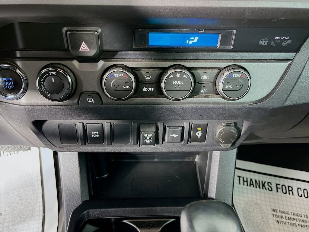 Used 2022 Toyota Tacoma TRD Off-Road image 22