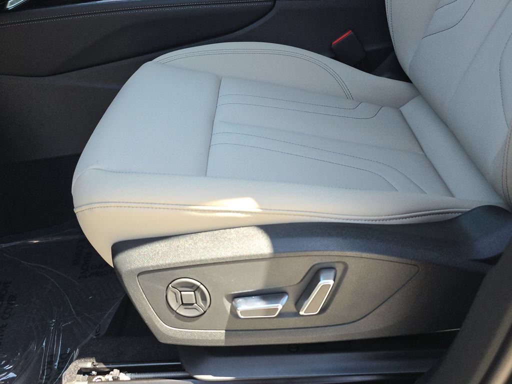 New 2026 Audi Q3 quattro 2.0T AWD/4WD image 17