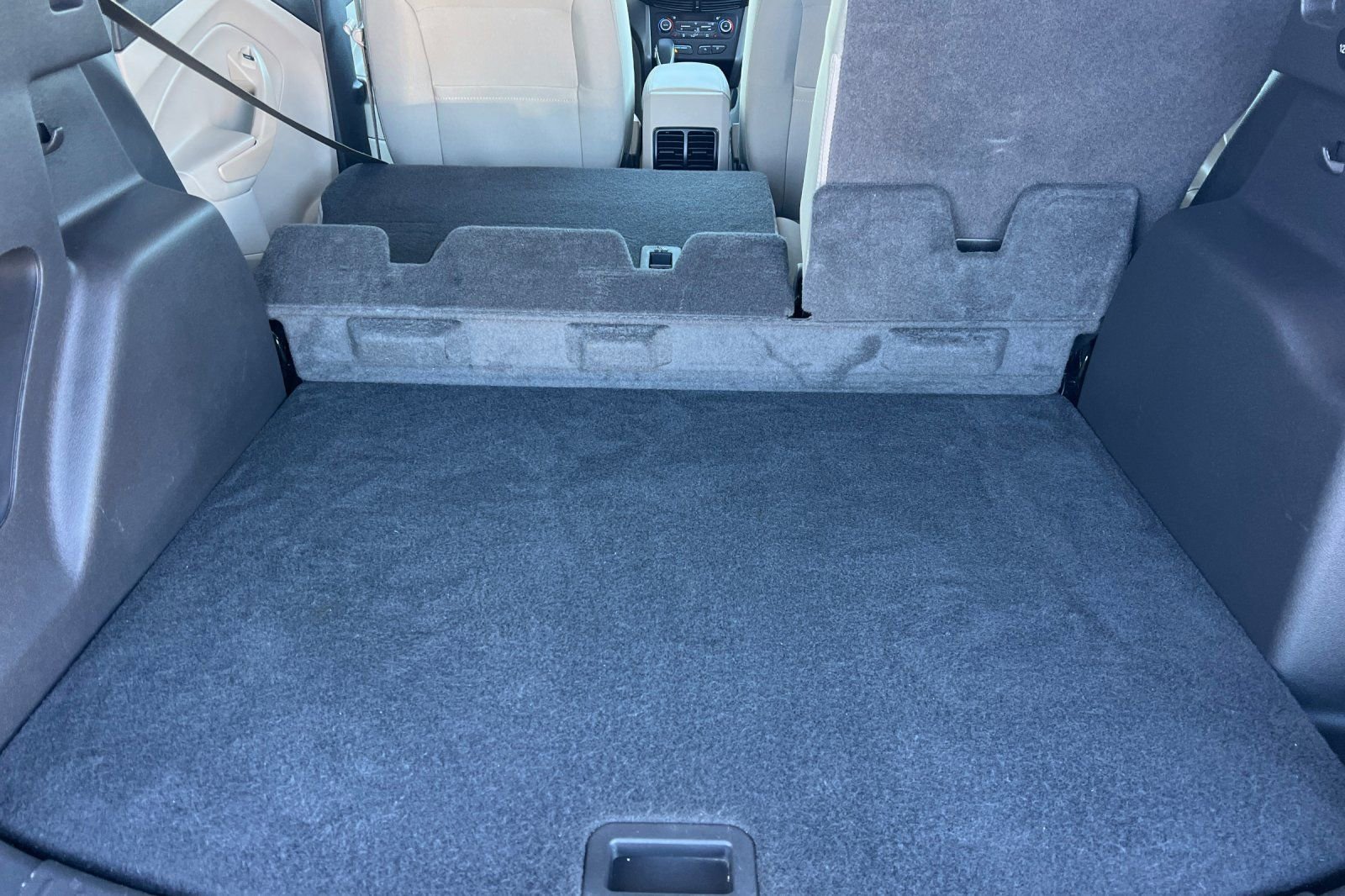 Used 2018 Ford Escape SE w/ SE Sync 3 Package image 16