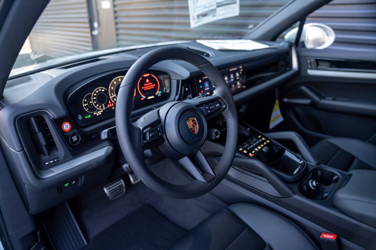 New 2026 Porsche Cayenne S AWD/4WD image 4