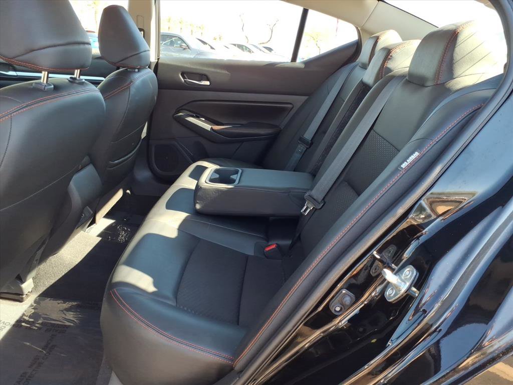 Used 2023 Nissan Altima 2.5 SR image 23