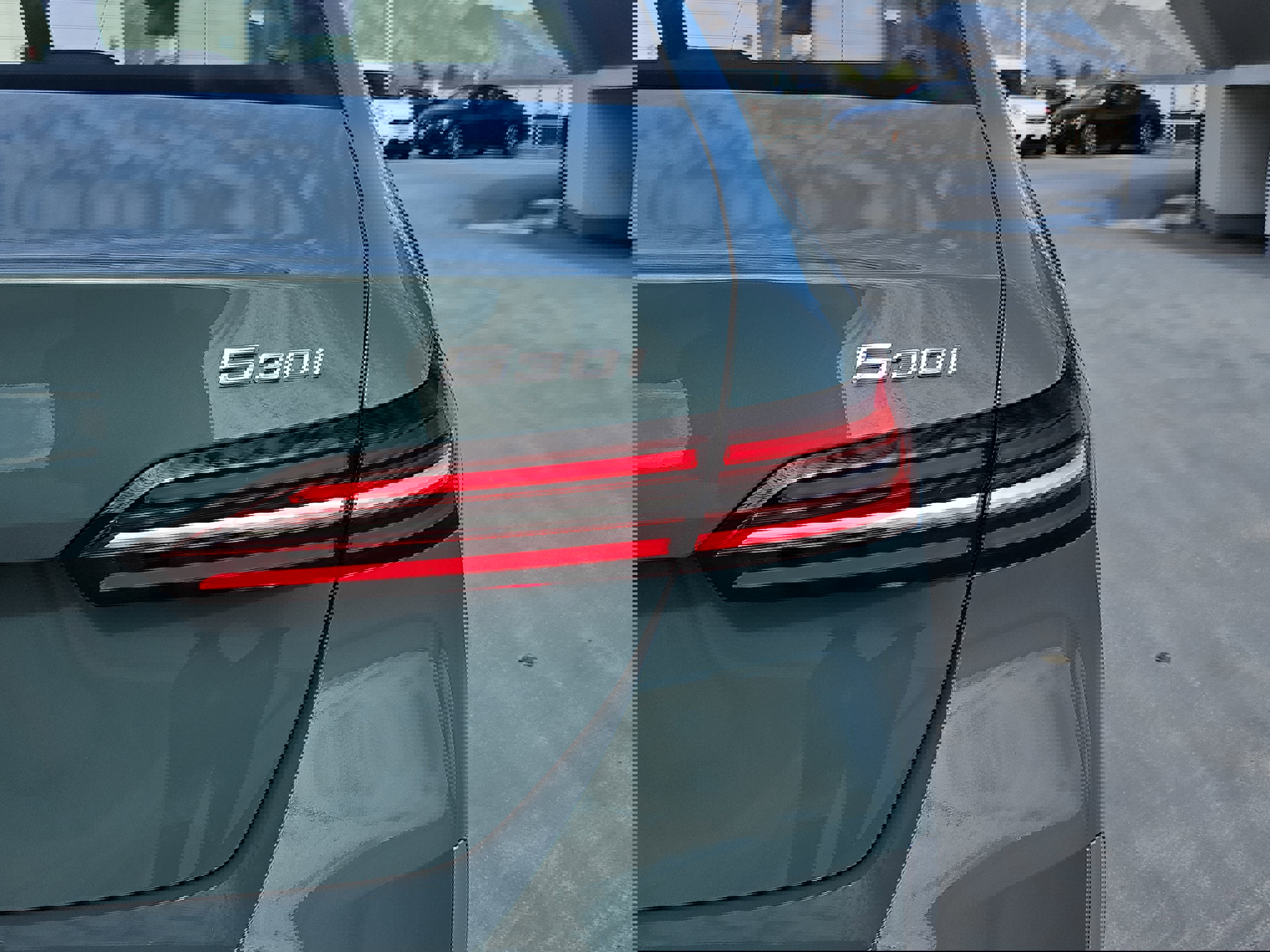 Used 2025 BMW 530i image 35