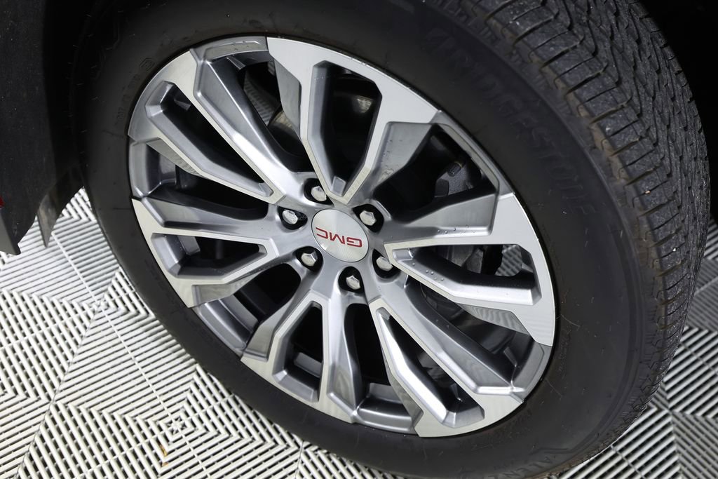 Used 2024 GMC Yukon Denali w/ Denali Reserve Package AWD/4WD image 52