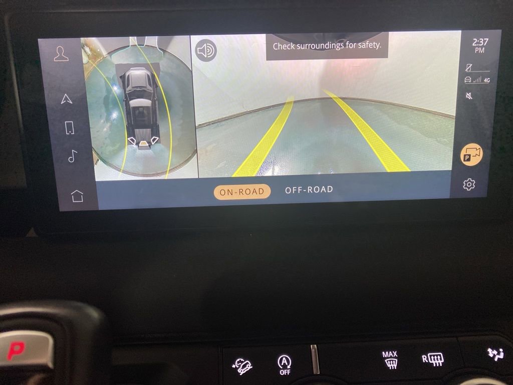 Used 2021 Land Rover Defender 110 SE image 18