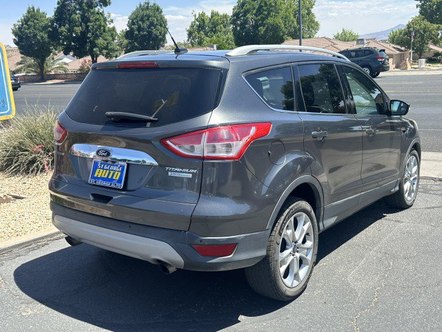 Used 2016 Ford Escape Titanium FWD image 3