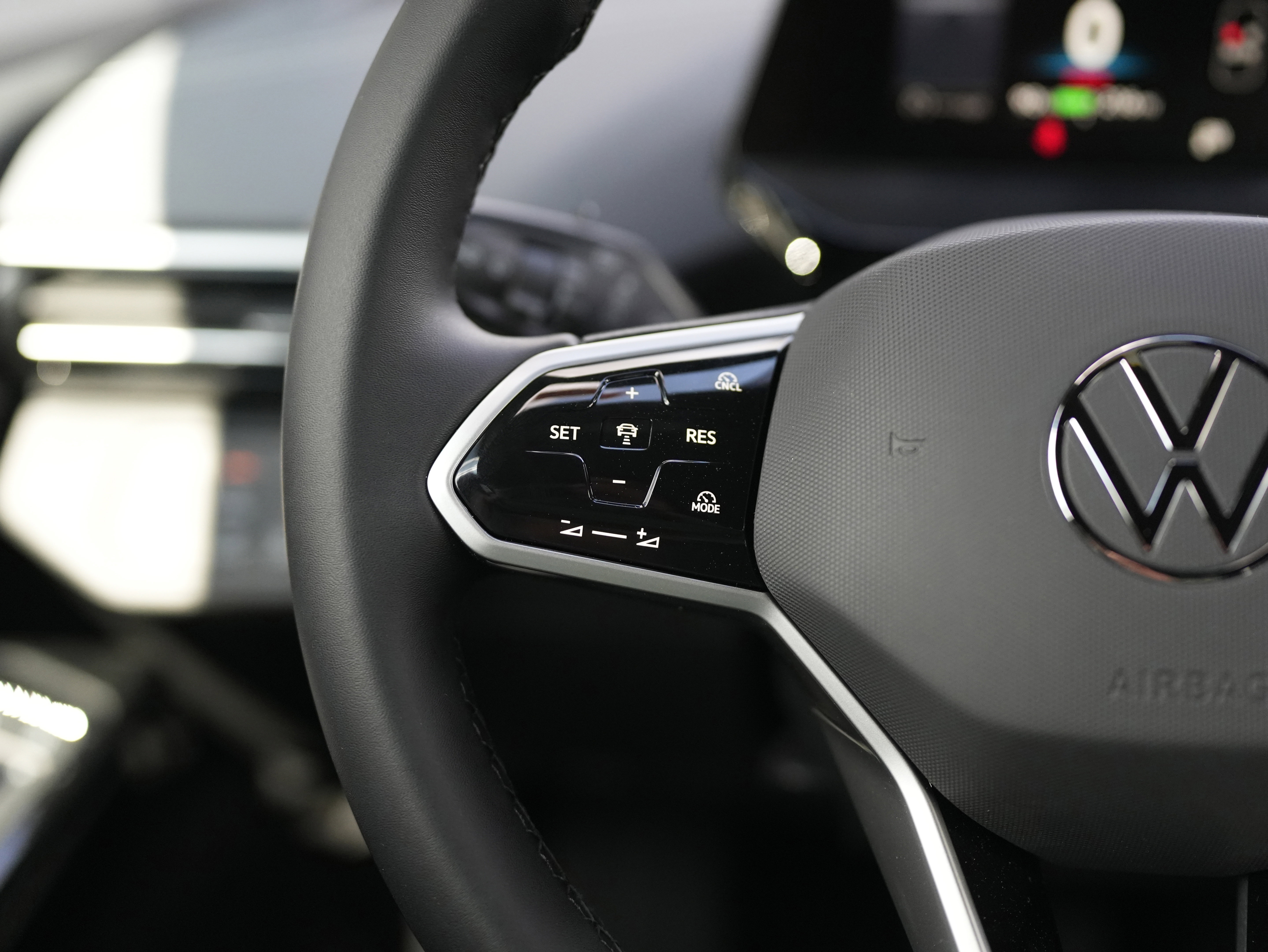 New 2026 Volkswagen ID.4 Pro image 19