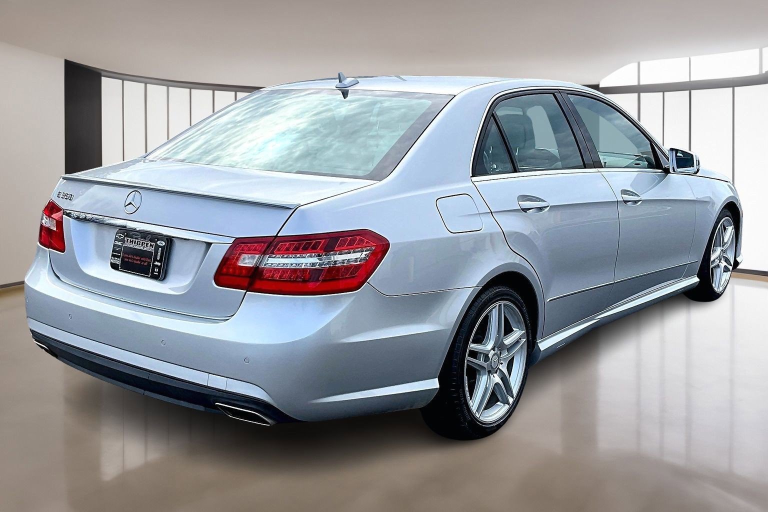 Used 2013 Mercedes-Benz E 350 E 350 image 6