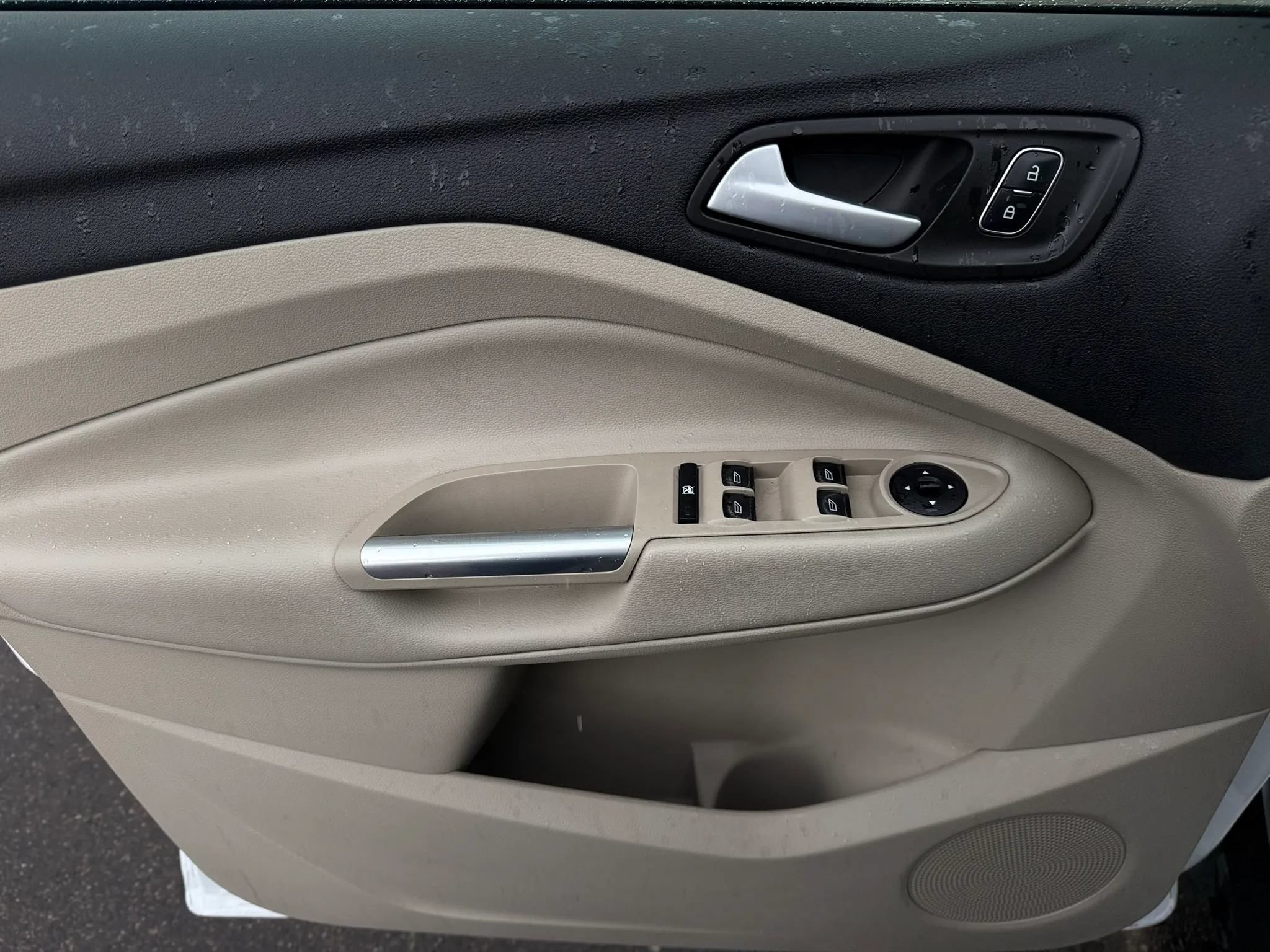 Used 2018 Ford Escape SE AWD/4WD image 13