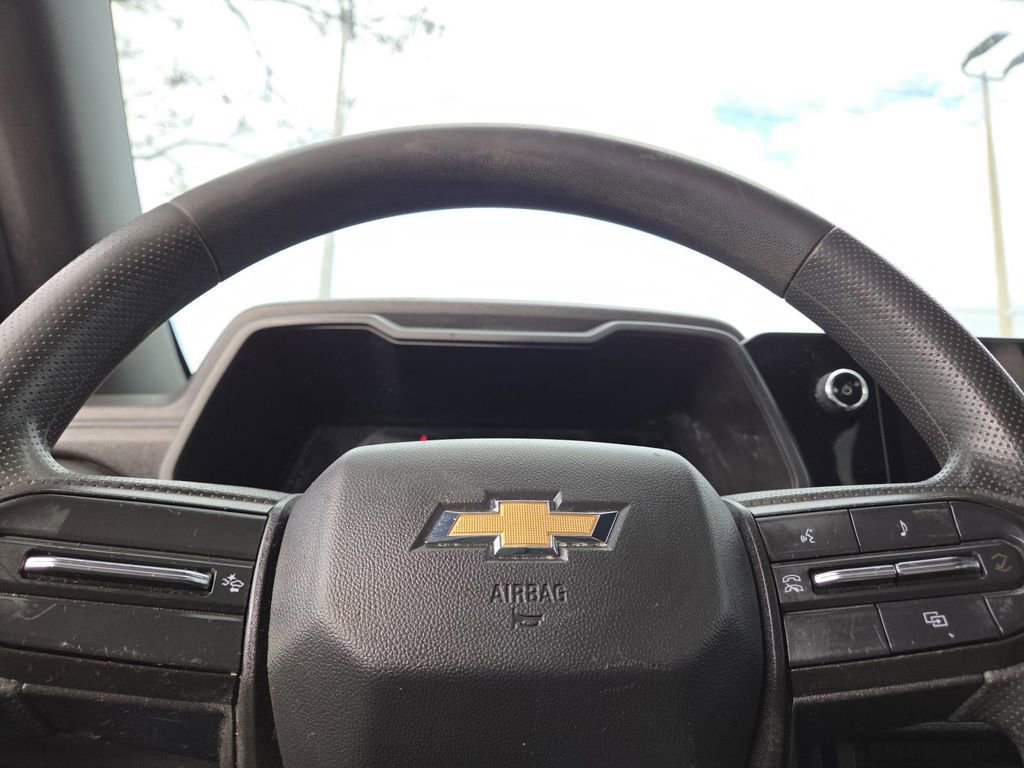 Used 2023 Chevrolet Colorado W/T image 22