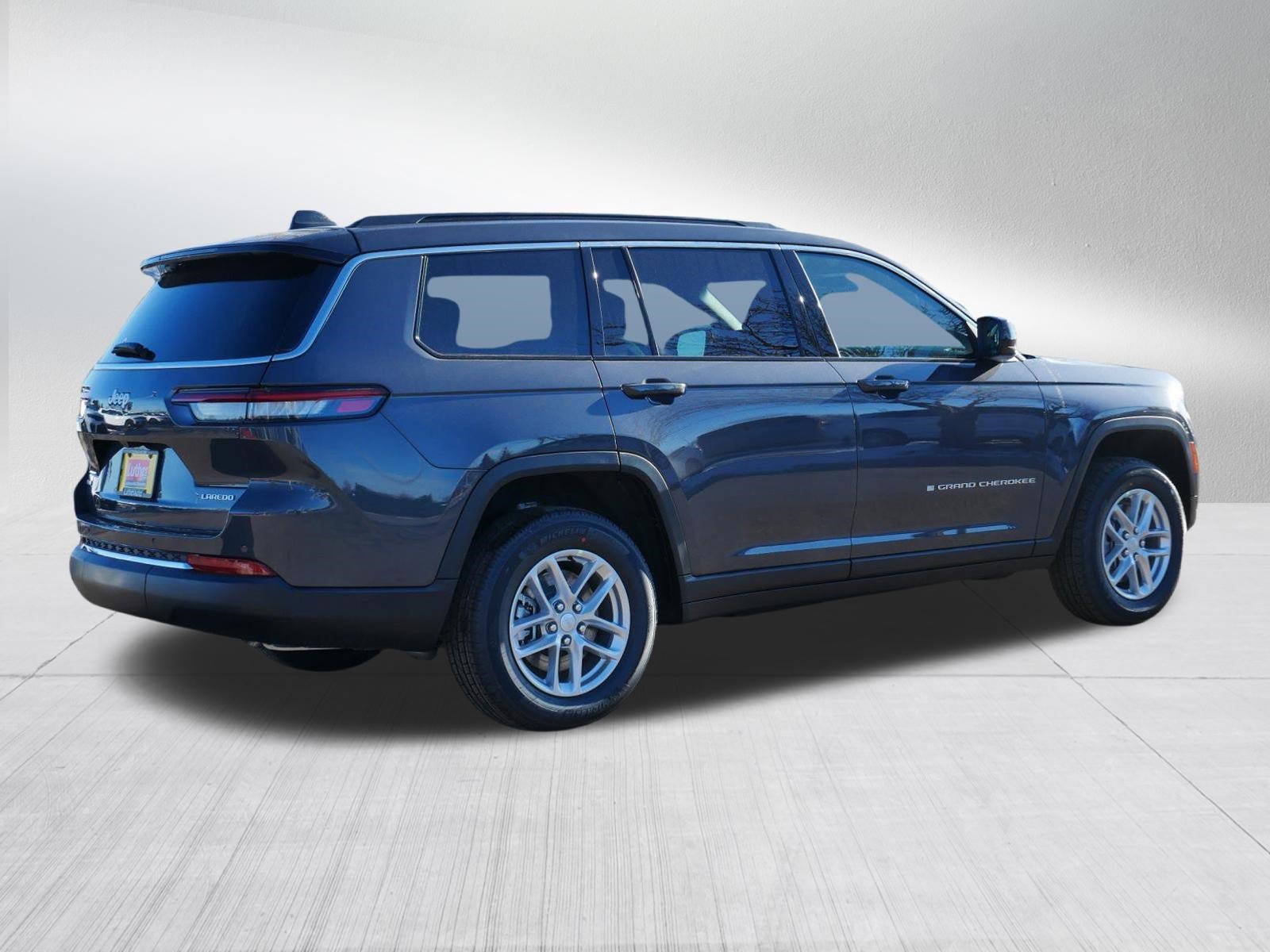 New 2026 Jeep Grand Cherokee L 4WD image 7