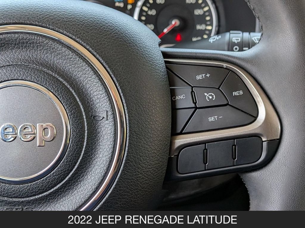 Used 2022 Jeep Renegade Latitude AWD/4WD image 18