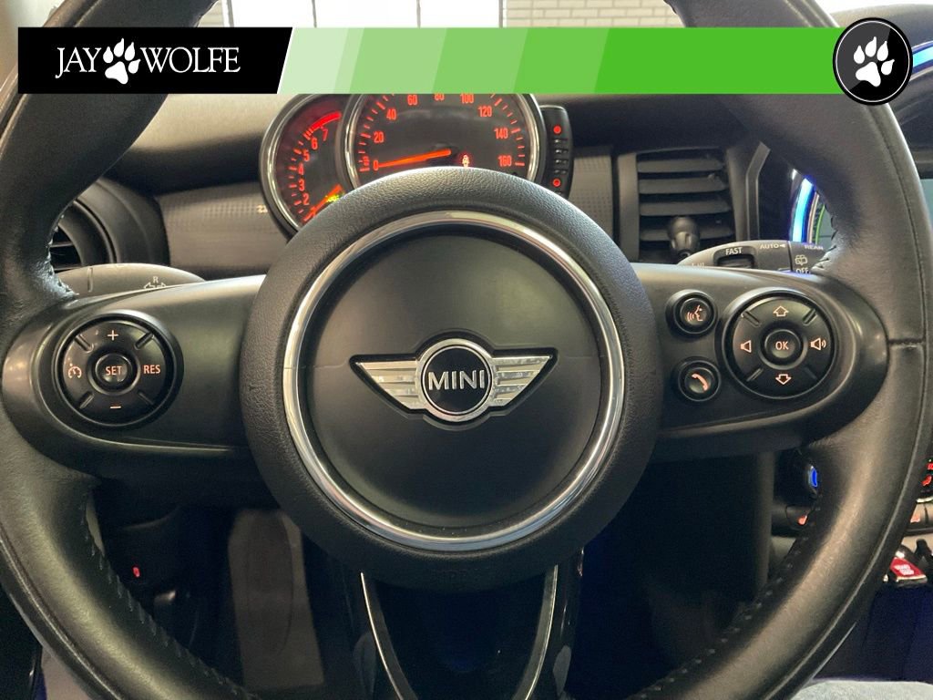 Used 2015 MINI Cooper 2-Door Hardtop image 11