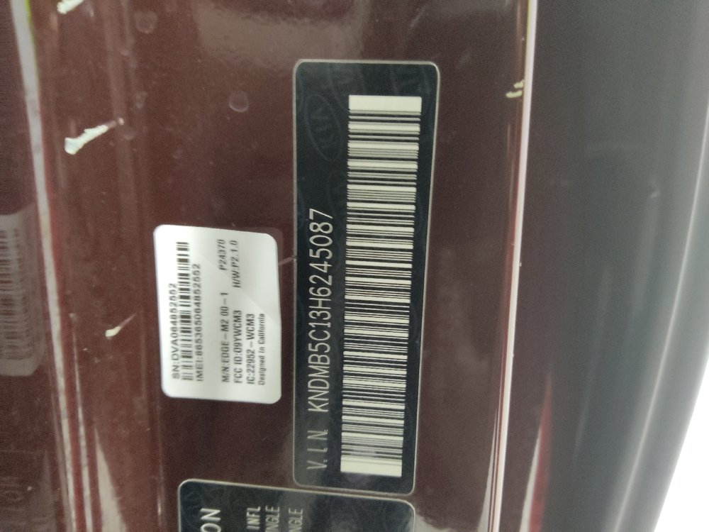 Used 2017 Kia Sedona LX w/ LX Essentials Premium Package FWD image 33