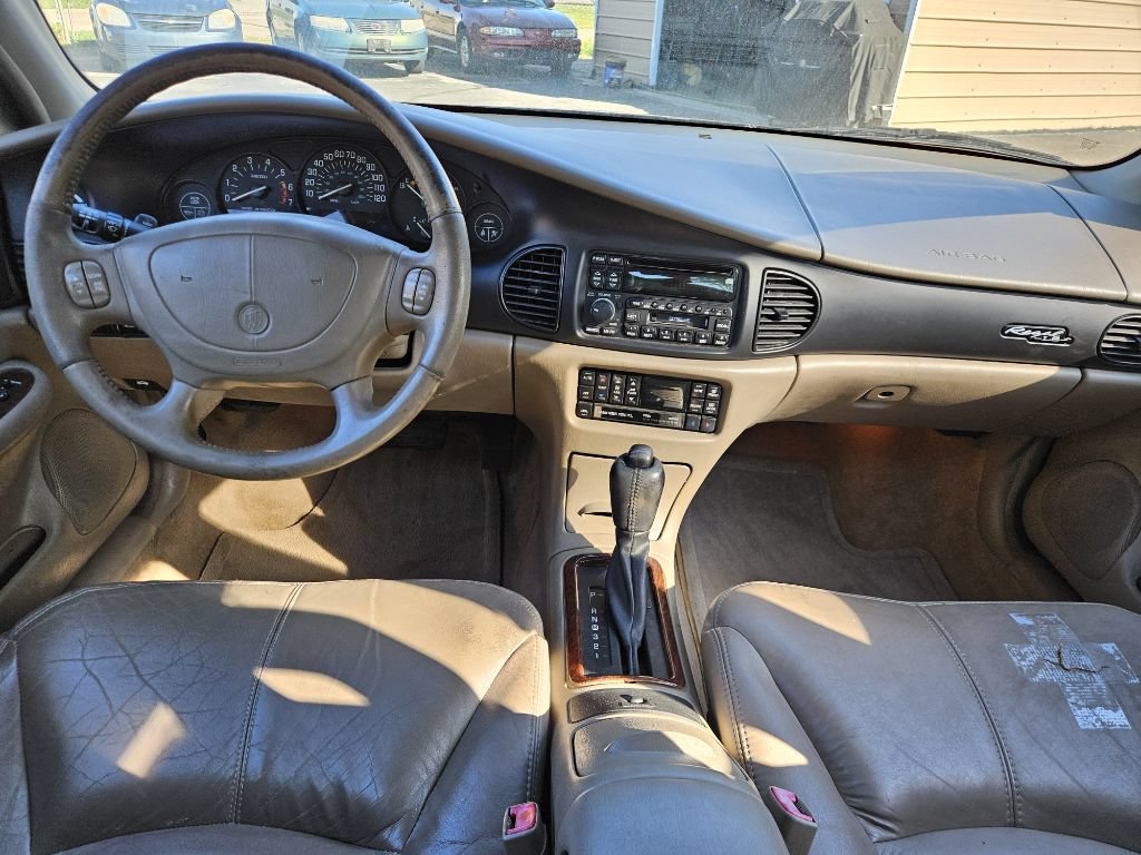 Used 2002 Buick Regal LS w/ LS Touring Pkg FWD image 10