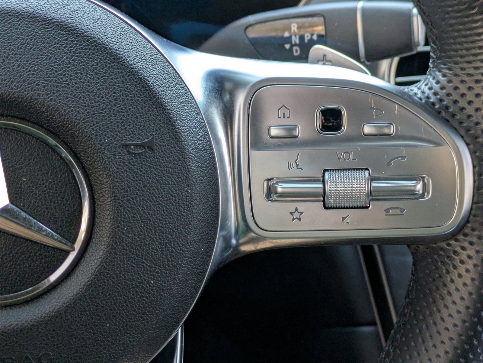 Used 2021 Mercedes-Benz GLC 300 4MATIC Coupe image 11