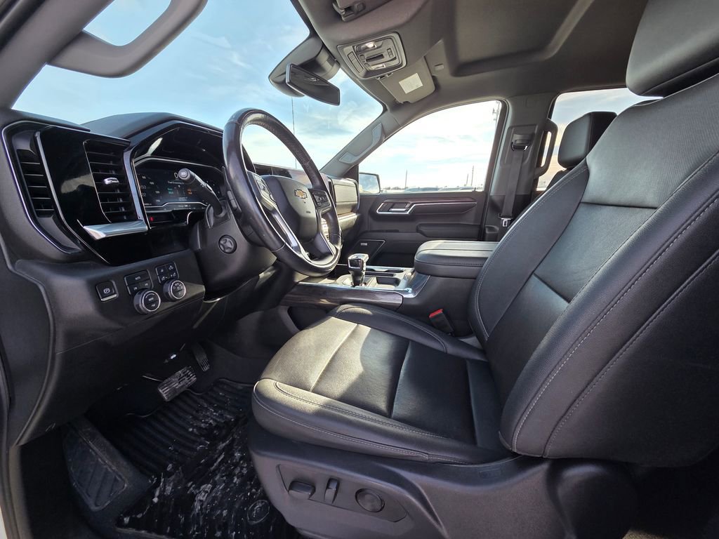 Used 2023 Chevrolet Silverado 1500 LTZ w/ LTZ Convenience Package II image 13