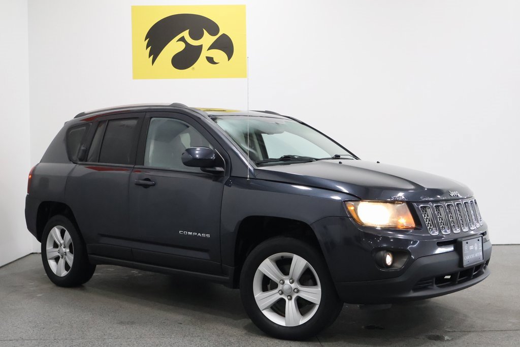 Used 2014 Jeep Compass Latitude w/ Sun/Sound Group image 2