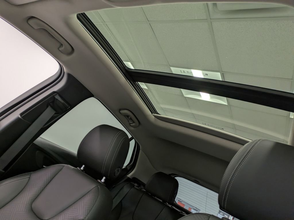 Used 2022 Buick Encore GX Essence w/ Advanced Technology Package FWD image 22