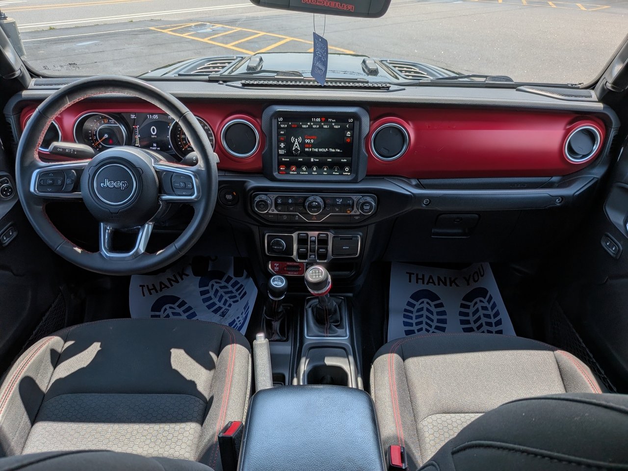Used 2023 Jeep Gladiator Sport AWD/4WD image 16