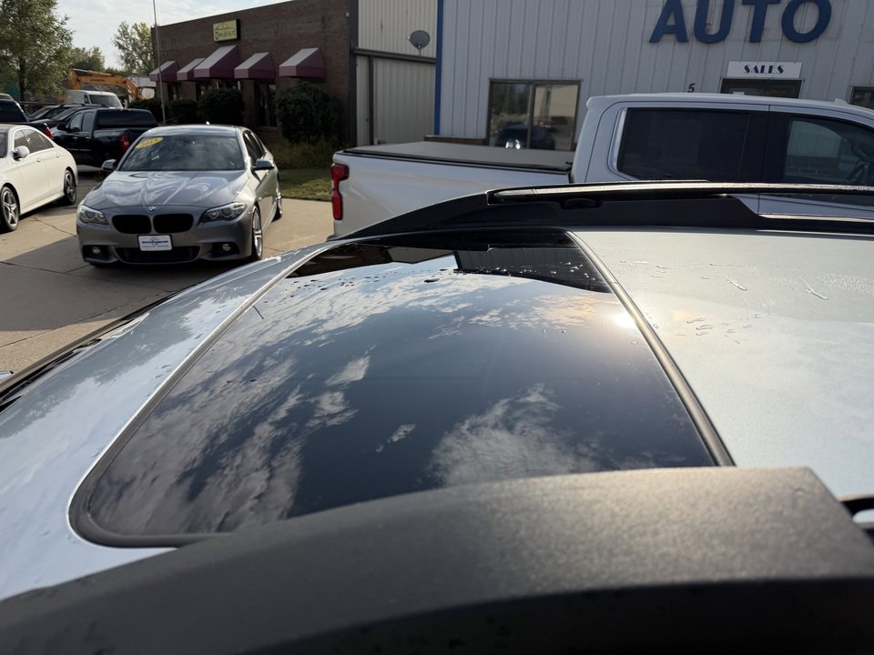 Used 2017 Subaru Outback 2.5i Limited image 9