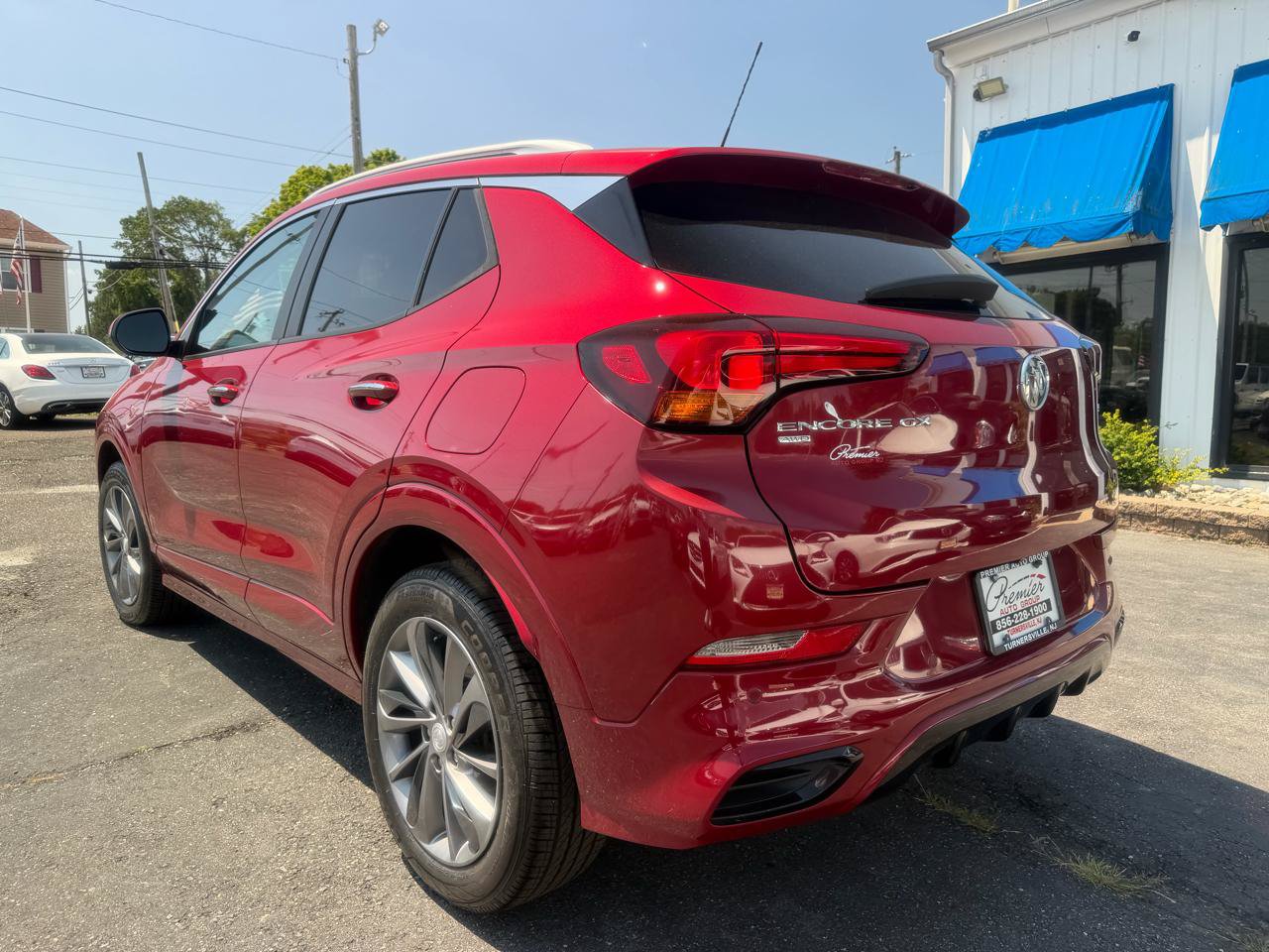 Used 2021 Buick Encore GX Select w/ Advanced Technology Package AWD/4WD image 7