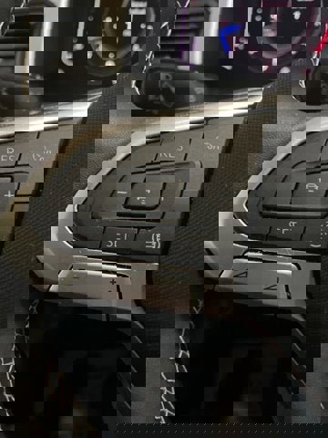 Certified 2023 Volkswagen Atlas Cross Sport SE image 17