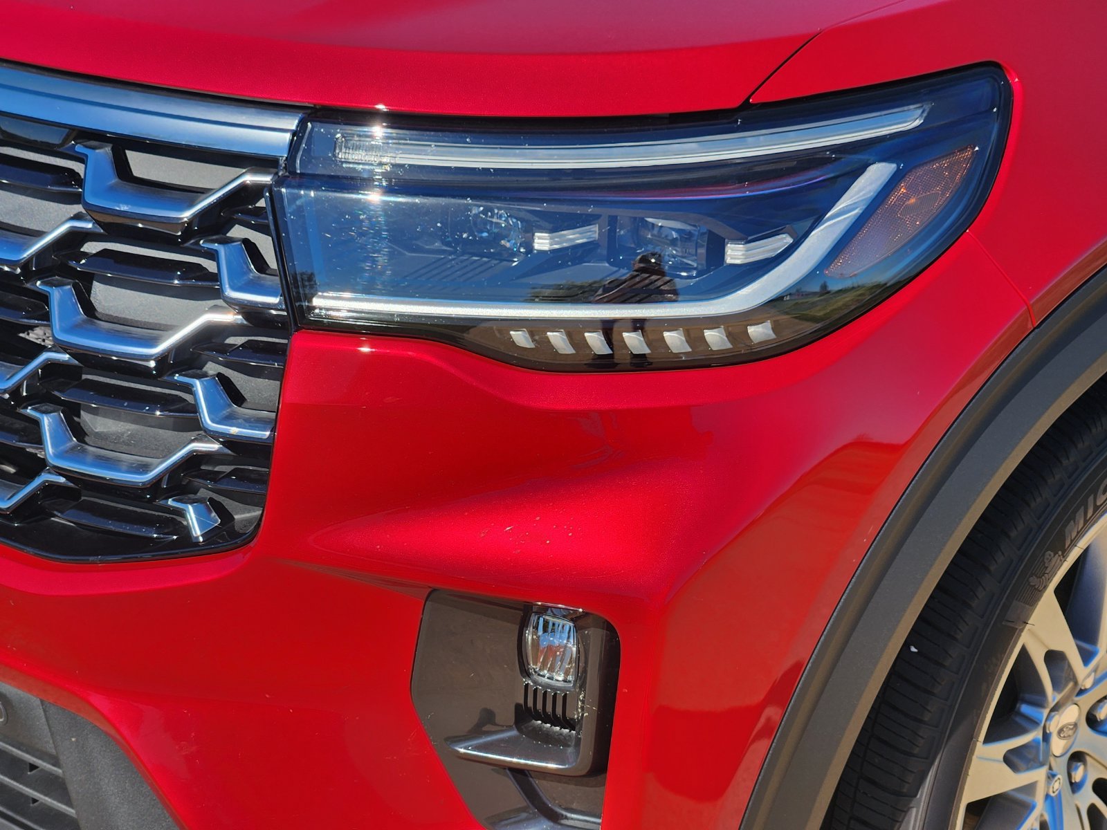 Used 2026 Ford Explorer Platinum RWD image 9