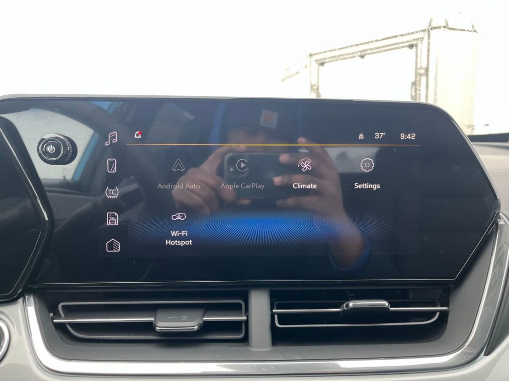 New 2026 Chevrolet Trax LT w/ LT Convenience Package image 15